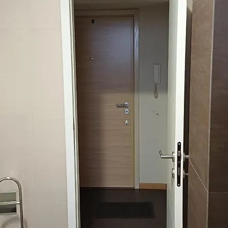 Lp Διαμέρισμα *